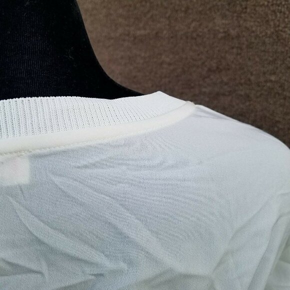 Riley and Rae Short Sleeves See Through Blouse Women's. Size Large. New With Tag - Picture 8 of 12